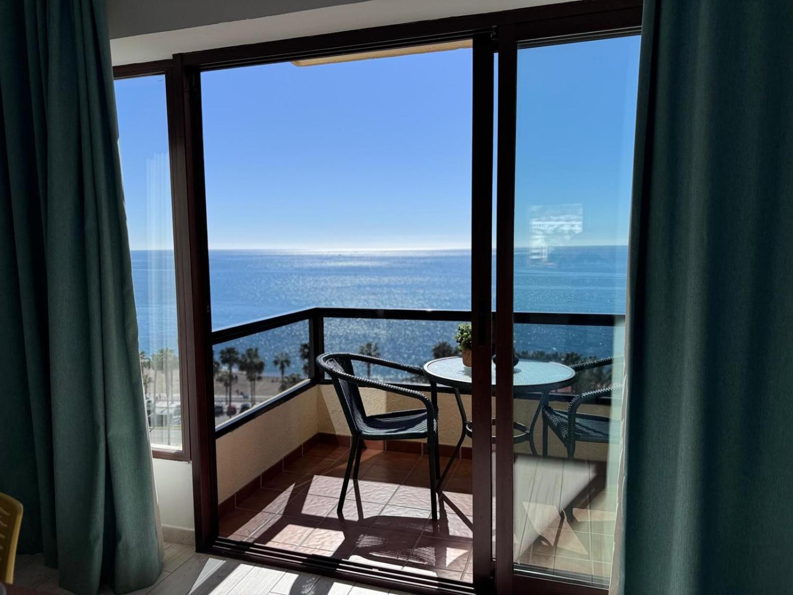 Aloha Playa Studio Sea Views 베날마데나코스타 외부 사진