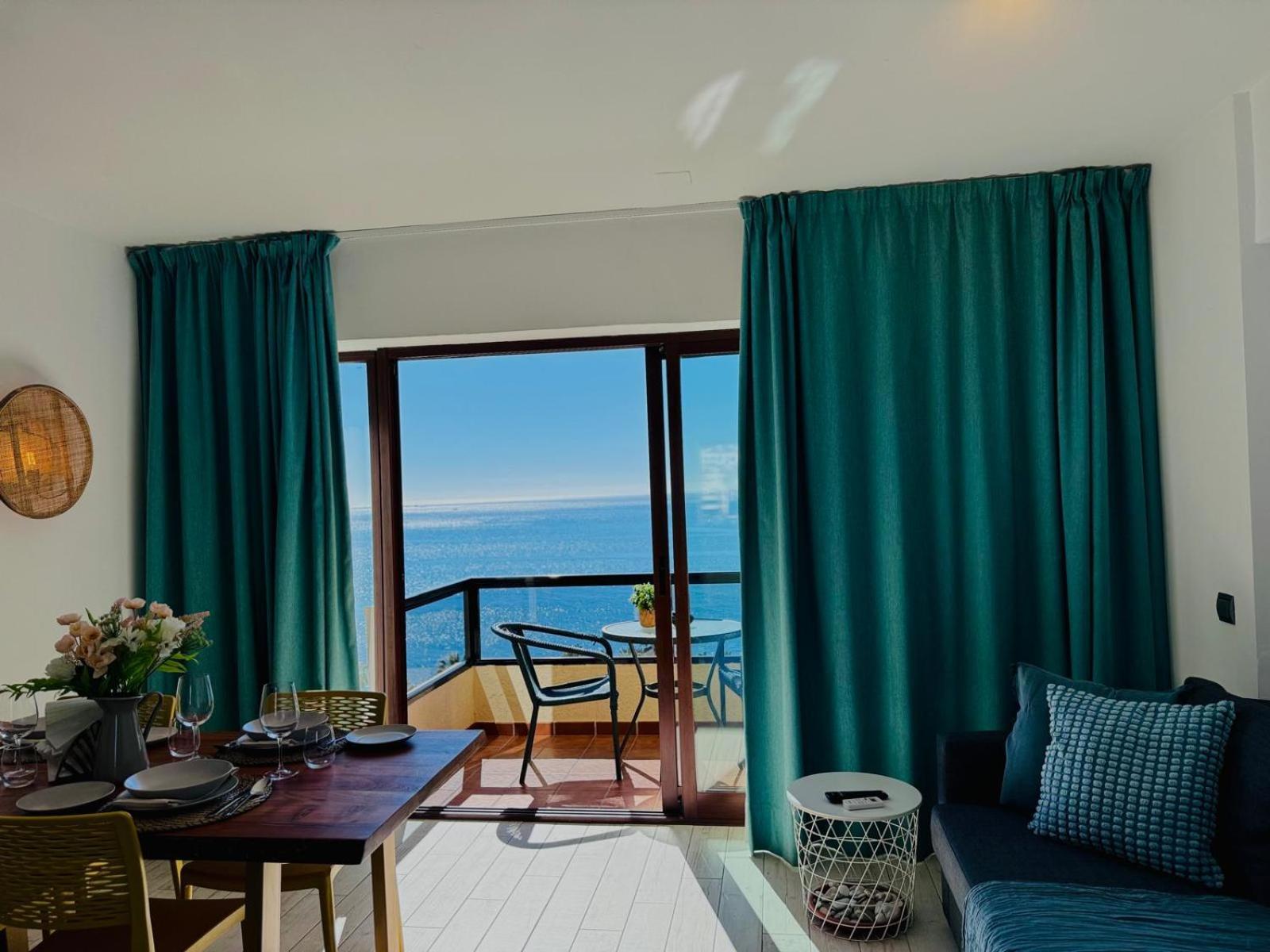 Aloha Playa Studio Sea Views 베날마데나코스타 외부 사진